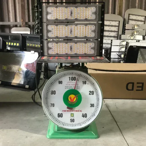 Đèn pha LED - Đèn chiếu sáng ngã tư 150W - P03 - Ảnh 7