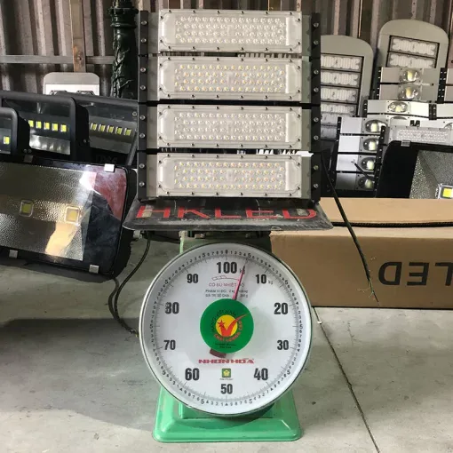 Đèn pha LED - Đèn chiếu sáng ngã tư 200W - P03 - Ảnh 2