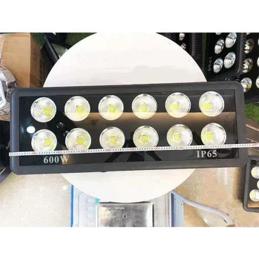 Đèn pha LED - Đèn chiếu sáng ngã tư 600W - PTC - Ảnh 4