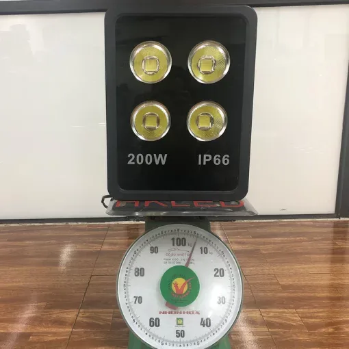 Đèn pha LED - Đèn chiếu sáng ngã tư 200W - PTV - Ảnh 4